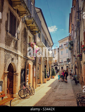 Vita Di Strada, Scanno, Abruzzo, Italia Foto Stock