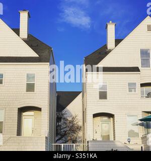 Dettaglio, edifici condominiale al 200 West Cliff Drive, Santa Cruz, California, Stati Uniti Foto Stock