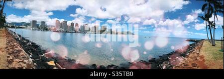 Parco sulla spiaggia di Alamoana a Honolulu Hawaii Foto Stock