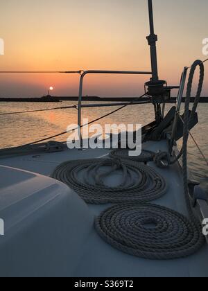 Tramonto a Ginowan Marina, Okinawa Giappone. Foto Stock