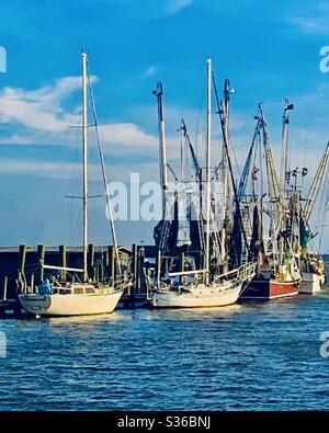 Barche a Shem Creek , Mt Pleasant, SC Foto Stock