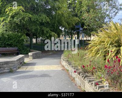 Aberystwyth, Galles occidentale, Regno Unito. Martedì 9 giugno 2020. News: Sole e caldo ad Aberystwyth da Plas Crug Park. ©️Rose Voon/ Alamy Live News Foto Stock