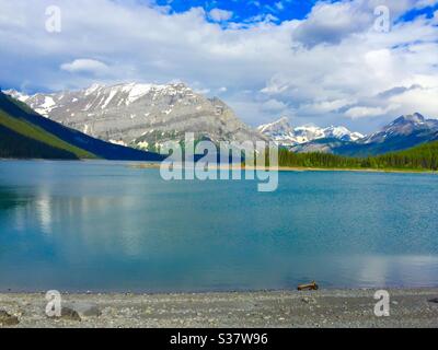 Lago superiore Kananaskis, Kananaskis Country, Peter Lougheed Provincial Park, Alberta, Canada, visita Alberta, viaggi Alberta, turismo, panoramico Foto Stock