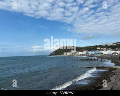 Aberystwyth, Galles occidentale, Regno Unito. Venerdì 11 settembre 2020. Tempo: Una giornata molto calda e soleggiata ad Aberystwyth. Credito fotografico ©️ Rose Voon / Alamy Live News. Foto Stock