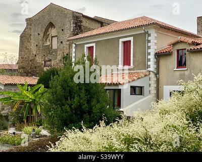Vecchia casa cittadina francese Foto Stock