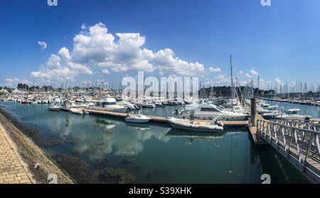 La Trinité-sur-Mer marina in Bretagna Foto Stock