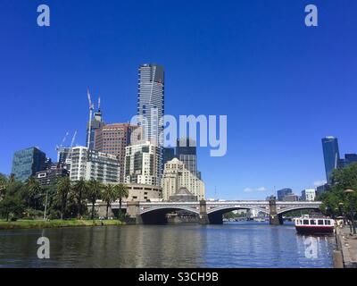Fiume Yarra e vista della southbank Melbourne Australia Foto Stock