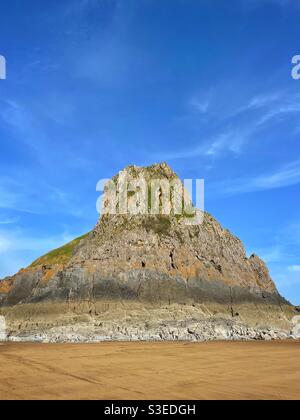 Great Tor, tra Oxwich Bay e Three Cliffs Bay, Gower, Galles del Sud. Foto Stock