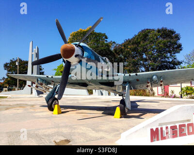 British Hawker Sea Fury aereo da combattimento utilizzato dalle forze aeree cubane presso il museo Bay of Pigs, Playa Giron, Cuba Foto Stock