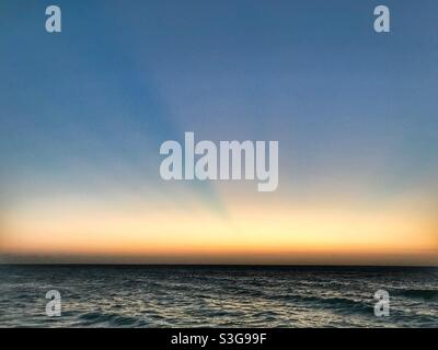 Vista del tramonto da Moreton Island, Queensland, Australia Foto Stock