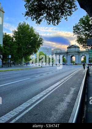 Porta di Alcala. Via Alcala, Madrid, Spagna Foto Stock