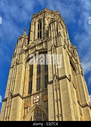 Il Wills Memorial Building, conosciuto anche come la Wills Memorial Tower a Bristol, Inghilterra. Si ritiene che questa famosa e iconica struttura sia una delle ultime grandi costruzioni gotiche in Inghilterra. ©️ Foto Stock