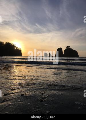 Tramonto alla riserva indiana di Quileute Washington Foto Stock