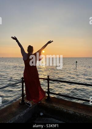 Isola di Wight, tramonto in gurnard Foto Stock