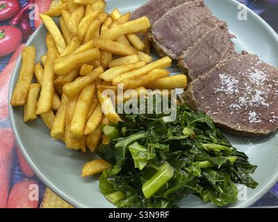 Cavolo di manzo fatto in casa e fritte condite Foto Stock