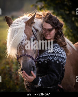 Un collegamento tra uomo e natura, Germania Foto Stock