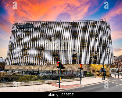 John Lewis Victoria parcheggio auto a più piani a Leeds West Yorkshire Foto Stock