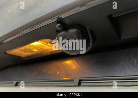 Esterno di una nuova vettura. Telecamera posteriore per un parcheggio più facile Foto Stock