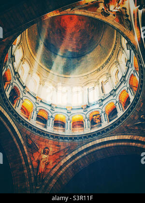 Il bellissimo interno della Basilica del Sacré-Cœur, Montmartre, Parigi Foto Stock