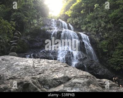 A caccia di cascate Foto Stock