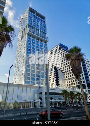 L'hotel Kempinski si trova in via Restif Herbert Samuel a Tel-Aviv, Israele. Foto Stock