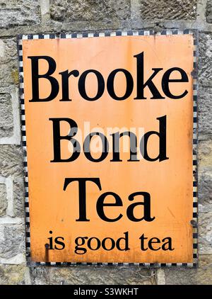 Vecchio metallo segno di pubblicità per il tè di Bond Brooke Foto Stock