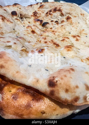 Pane naan all'aglio Foto Stock