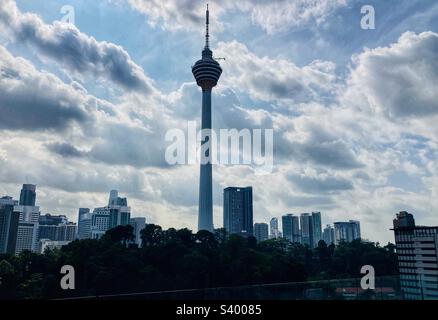 Menata KL torre sullo skyline di Kuala Lumpur Malesia Foto Stock