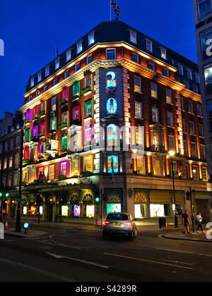 Luci notturne colorate, Fortnum e Mason, Londra Foto Stock