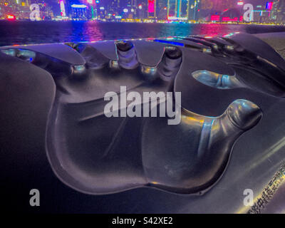 Le impronte di Jackie Chan sulla Avenue of the Stars lungo la passeggiata sul lungomare di Hong Kong Foto Stock