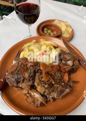 Stufato di coda di bue piatto locale in andalusia Spagna Foto Stock