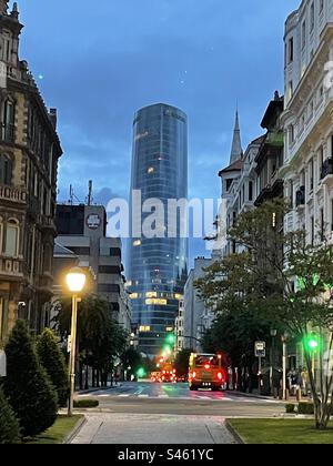 Iberdrola Tower, Euskadi Plaza, Bilbao, Spagna. Foto Stock