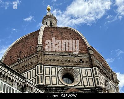 La cupola della Cattedrale di Santa Maria del Fiore a Firenze è la più grande volta in muratura del mondo. Foto Stock