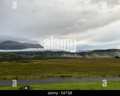Commando Memorial a Spean Bridge, vicino a Fort William in Scozia. Il monumento si affaccia verso Ben Nevis, la montagna più alta del Regno Unito. Foto Stock