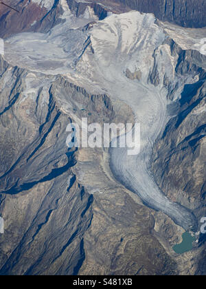 Vista aerea del ghiacciaio Rhône nelle Alpi svizzere Foto Stock