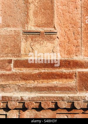 Architettura, disegni del palazzo moghul che mostrano modelli e dettagli del sito patrimonio dell'umanità dell'UNESCO a Fatehpur Sikri in India Foto Stock