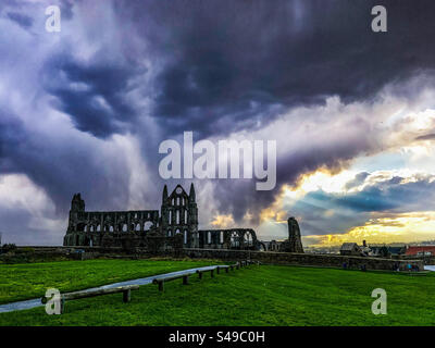 Abbazia di Whitby nel North Yorkshire Foto Stock