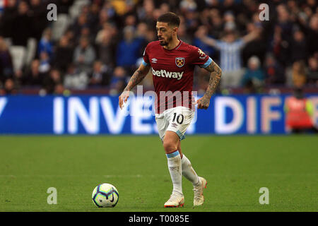 Londra, Regno Unito. 16 Marzo 2019.Manuel Lanzini del West Ham United in azione. Premier League, West Ham United v Huddersfield Town presso il London Stadium, Queen Elizabeth Olympic Park a Londra sabato 16 marzo 2019. Questa immagine può essere utilizzata solo per scopi editoriali. Solo uso editoriale, è richiesta una licenza per uso commerciale. Nessun uso in scommesse, giochi o un singolo giocatore/club/league pubblicazioni . pic da Steffan Bowen/Andrew Orchard fotografia sportiva/Alamy Live news Foto Stock