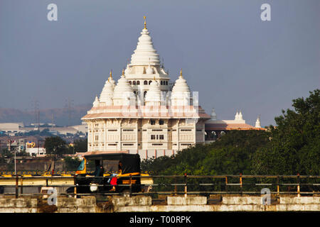 Gatha mandir, dimora di Sant Tukaram venerato santo poeta, Dehu, Maharashtra, India. Foto Stock