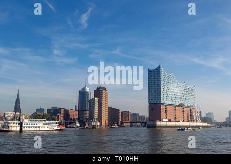 Elbphilharmonie nel porto di Amburgo, Germania. Foto Stock