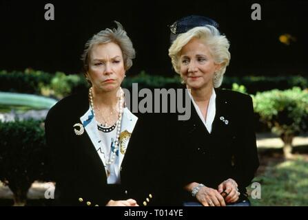 SHIRLEY MACLAINE, Olympia Dukakis, Steel Magnolias, 1989 Foto Stock