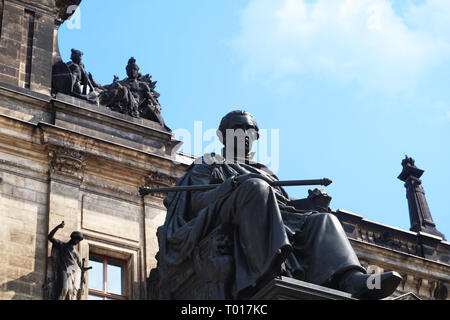 Statua di re Friedrich August ho un monumento di Dresda, Germania Foto Stock