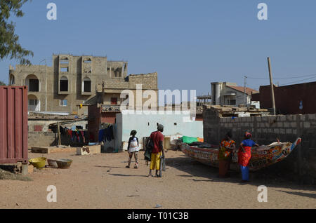 Ngaparou, una piccola comunità costiera della Petite Cote del Senegal Foto Stock
