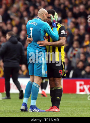 Watford portiere Heurelho Gomes (sinistra) celebra la vittoria con Troy Deeney dopo la FA Cup quarti di finale corrispondono a Vicarage Road, Watford. Foto Stock