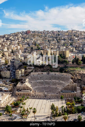 Teatro romano e la Plaza hashemita, vista in elevazione, Amman, Governatorato di Amman, Giordania Foto Stock