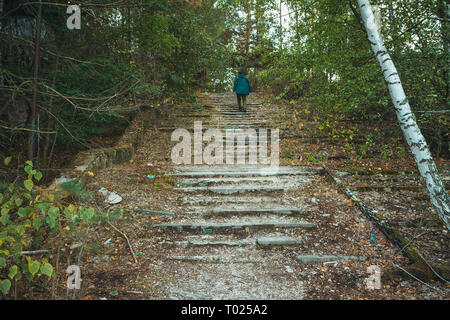 Cernobyl zona di esclusione. Zona radioattiva in pripjat città - abbandonato città fantasma. La storia di Cernobyl di catastrofe. Perso il posto in Ucraina, URSS Foto Stock