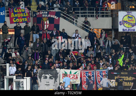 Torino, Italia. 16 marzo 2019, Stadio Olimpico di Torino, Torino, Italia; di calcio della Serie A, Torino rispetto a Bologna; i sostenitori di Bologna con il loro supporto di credito banner: Azione Plus immagini di sport/Alamy Live News Foto Stock