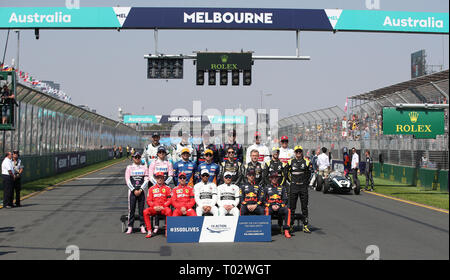 Melbourne, Australia. Xvii Mar, 2019. Driver posa per le foto di gruppo prima di Formula 1 Australian Grand Prix 2019 all'Albert Park di Melbourne, Australia, Marzo 17, 2019. Credito: Bai Xuefei/Xinhua/Alamy Live News Foto Stock