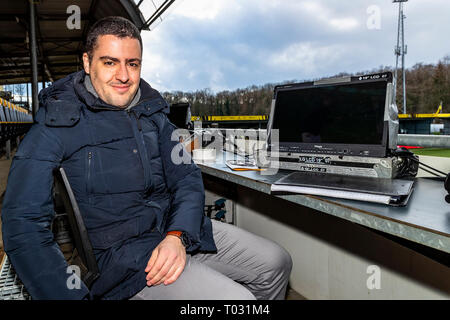 VENLO, Paesi Bassi, 17-03-2019, calcio, VVV stadium De Koel, olandese eredivisie, stagione 2018/2019, NOS reporter Avsaroglu Arman, durante la partita VVV - PSV, Foto Stock