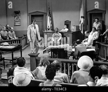 GREGORY PECK, Brock Peters, PER UCCIDERE UN MOCKINGBIRD, 1962 Foto Stock